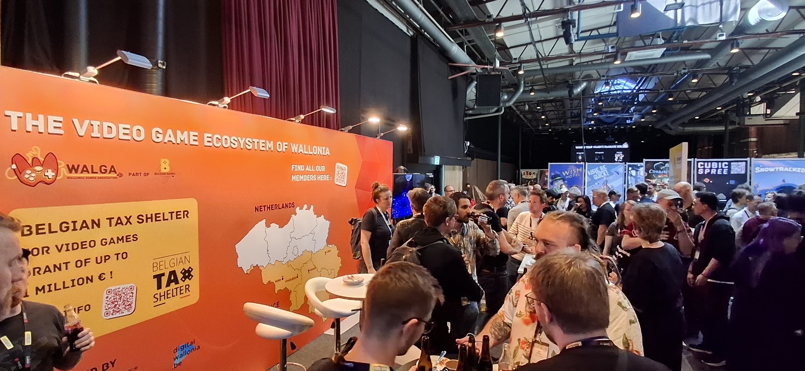 Networking drinks reception featuring Belgian beers at Nordic Game 2026